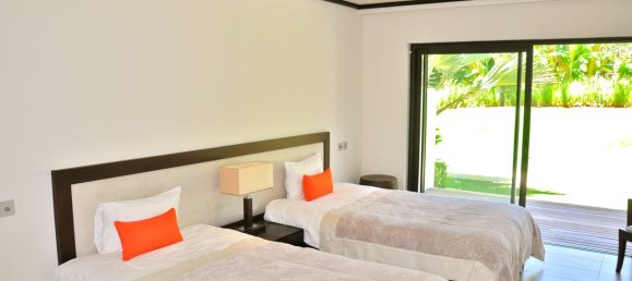 4 bedrooms Villa in Flacq, Mauritius No. 237 10