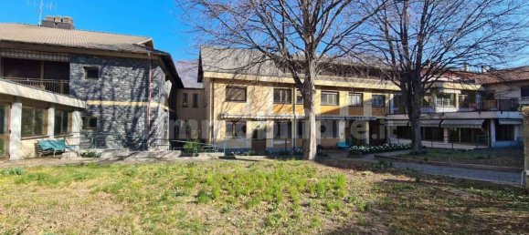 Коммерческая недвижимость с 5 комнатами в Делебьо, Италия № 2030 10