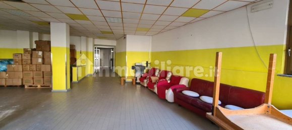 Коммерческая недвижимость с 5 комнатами в Делебьо, Италия № 2030 23