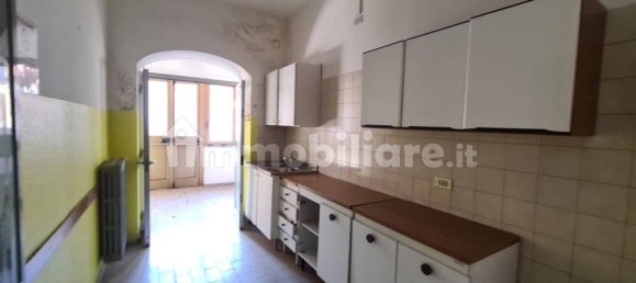 Коммерческая недвижимость с 5 комнатами в Делебьо, Италия № 2030 28