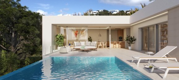 3 bedrooms Villa in Cumbre Del Sol, Spain No. 10673 3