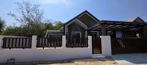 3 Schlafzimmer Haus in Pattaya, Thailand, Nr. 58380 4