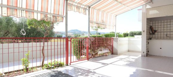 Apartamento de 2 dormitorios en Martinsicuro, Italy No. 257832 2