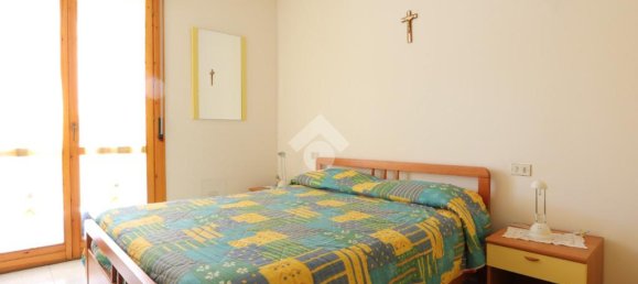 Apartamento de 2 dormitorios en Martinsicuro, Italy No. 257832 10