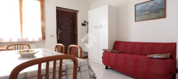 Apartamento de 2 dormitorios en Martinsicuro, Italy No. 257832 7