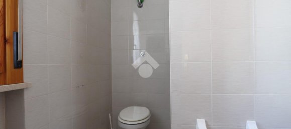 Apartamento de 2 dormitorios en Martinsicuro, Italy No. 257832 18