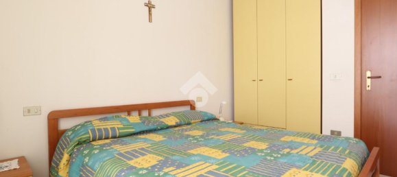 Apartamento de 2 dormitorios en Martinsicuro, Italy No. 257832 11
