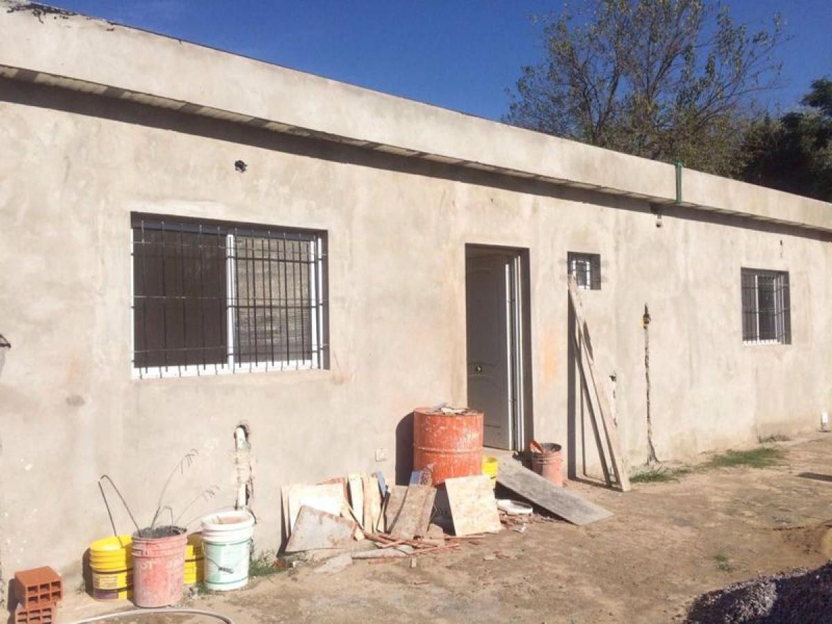 3 bedrooms House in Moreno, Argentina No. 2431