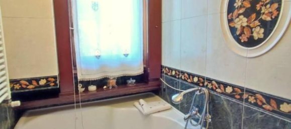 4غرفة شقة في Monza, Italy رقم 107310 27