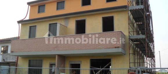 Дом с 2 спальнями в Кьоджа, Италия № 58171 25