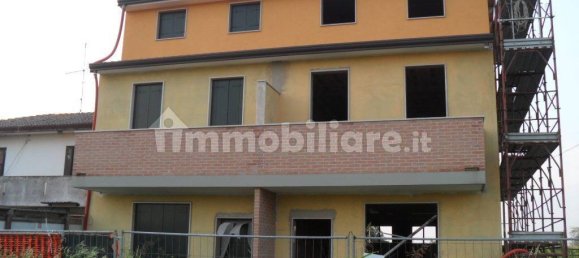 Дом с 2 спальнями в Кьоджа, Италия № 58171 26