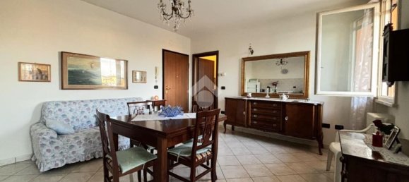 2 chambres Appartement à San Benedetto Po, Italy No. 359697 3