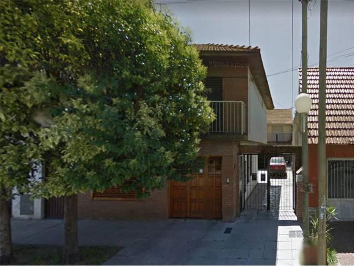 3 غرف نوم منزل في Quilmes, Argentina رقم 18352