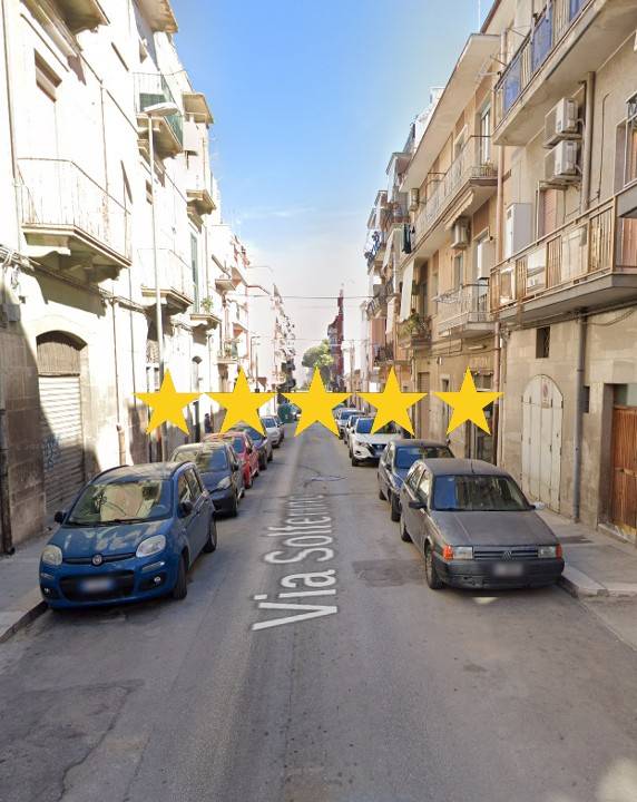 4 bedrooms Apartment in Barletta, Italy No. 204662