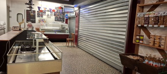  عقار تجاري في Saint-Amand-Montrond, France 335متر مربع رقم 209435 4