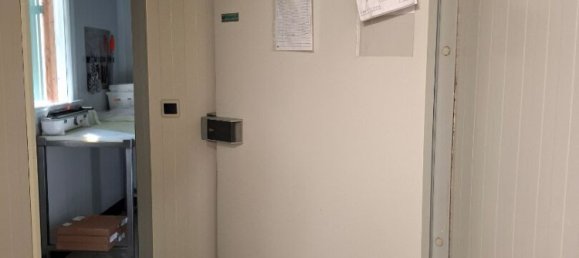  عقار تجاري في Saint-Amand-Montrond, France 335متر مربع رقم 209435 6