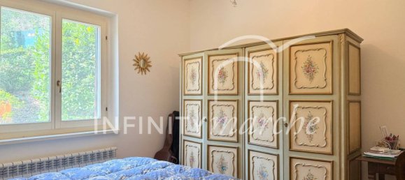 4 Schlafzimmer Haus in Montecosaro, Italy, Nr. 11757 36
