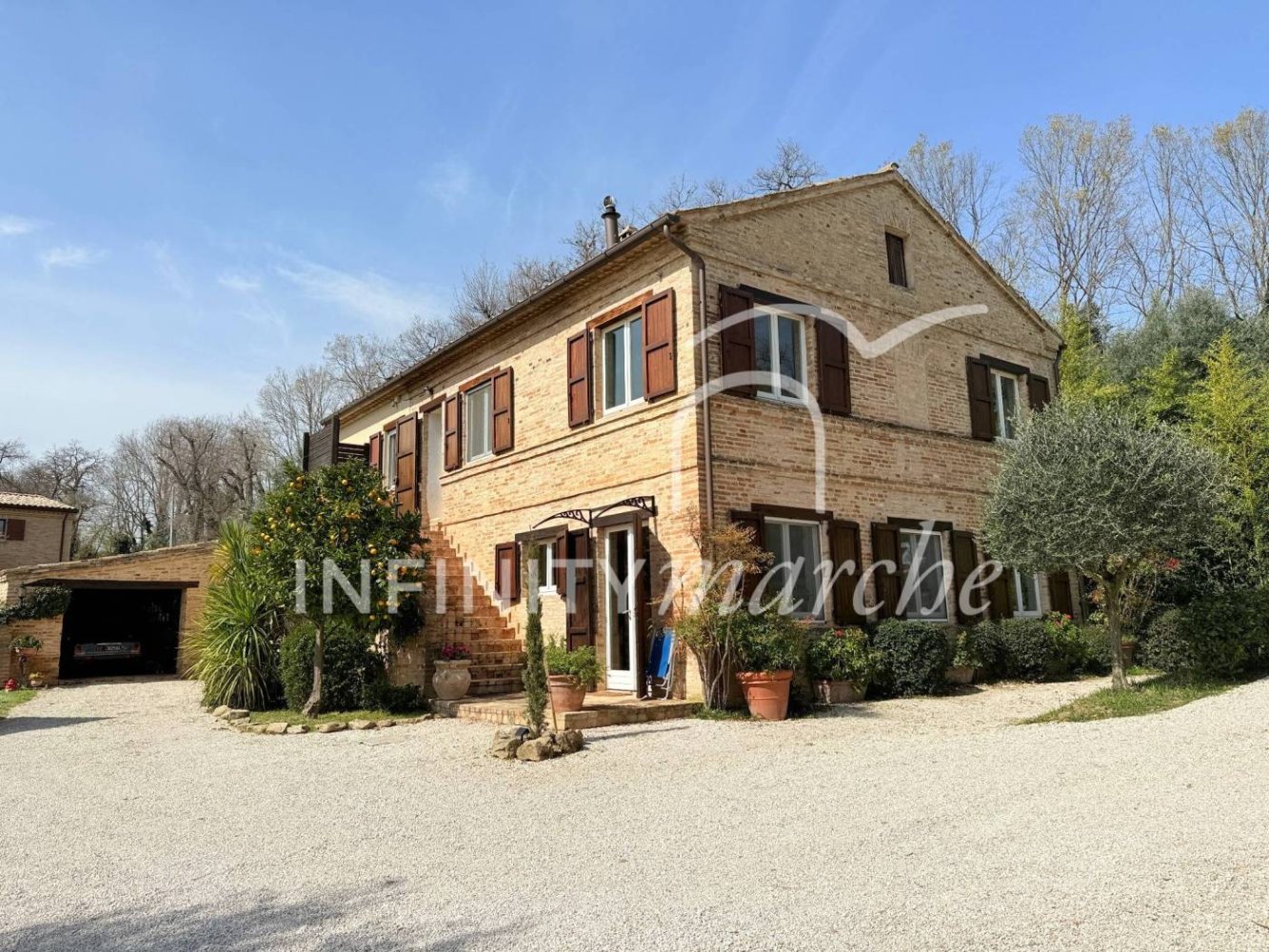 4 Schlafzimmer Haus in Montecosaro, Italy, Nr. 11757