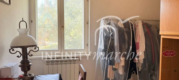 4 Schlafzimmer Haus in Montecosaro, Italy, Nr. 11757 21