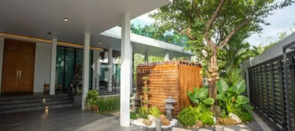 4 bedrooms House for sale in Nai Harn Beach, Phuket, Southern Thailand, Thailand № 85516 22