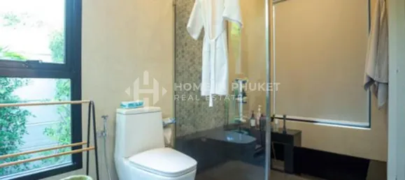 4 bedrooms House for sale in Nai Harn Beach, Phuket, Southern Thailand, Thailand № 85516 13