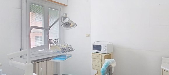 4 bedrooms Apartment in Venice, Italy No. 323334 16