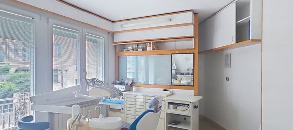 4 bedrooms Apartment in Venice, Italy No. 323334 19