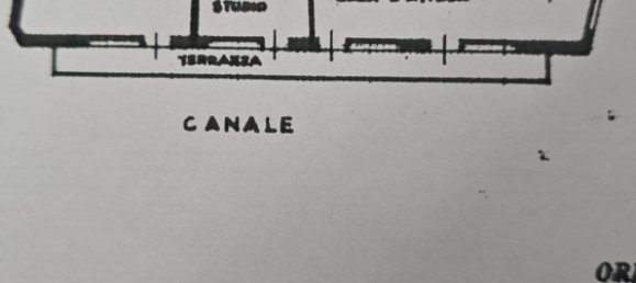 4 bedrooms Apartment in Venice, Italy No. 323334 35