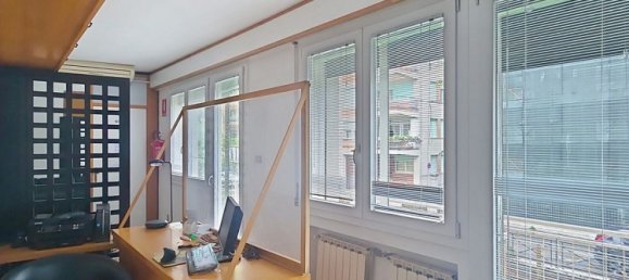 4 bedrooms Apartment in Venice, Italy No. 323334 4