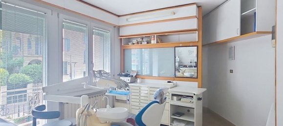 4 bedrooms Apartment in Venice, Italy No. 323334 22