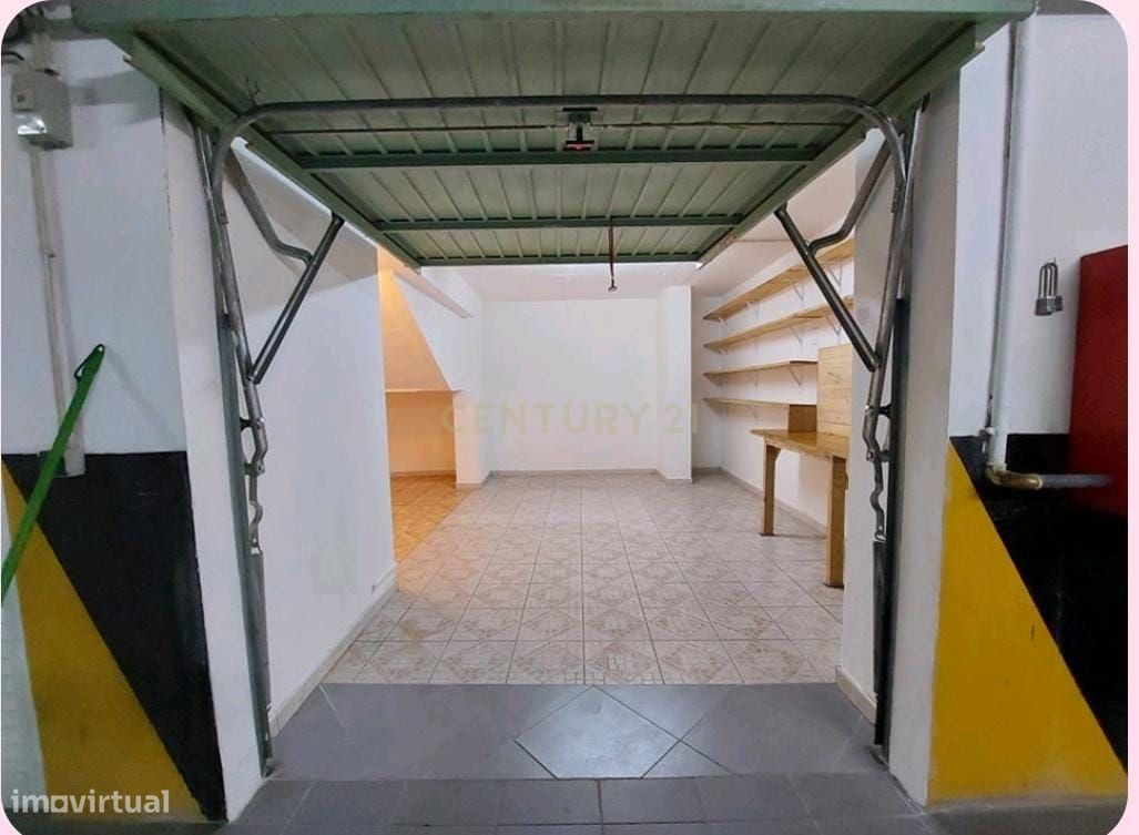 16m² Garage in Silves, Portugal No. 311987