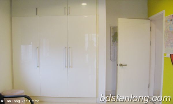3 bedrooms Apartment in Tay Ho, Vietnam No. 2894