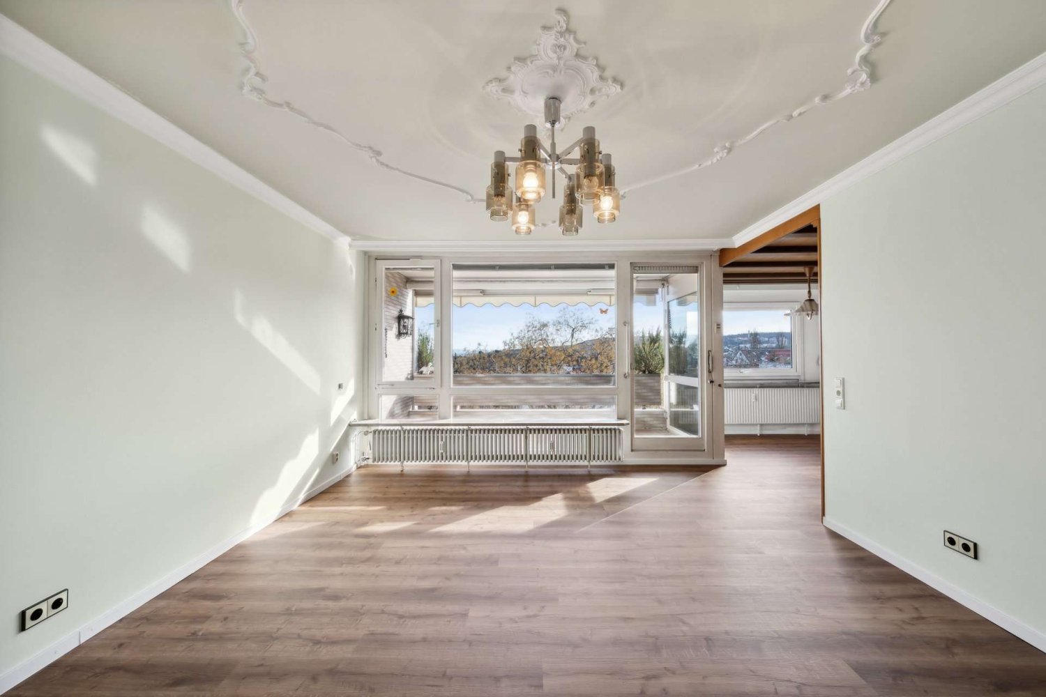 3 bedrooms Apartment in Esslingen, Germany No. 231193