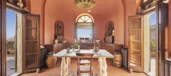 10 rooms Apartment in Cortona, Italy No. 54564 2