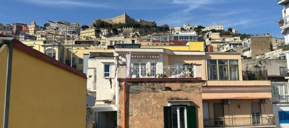 7 rooms Penthouse in Naples, Italy No. 100234 38