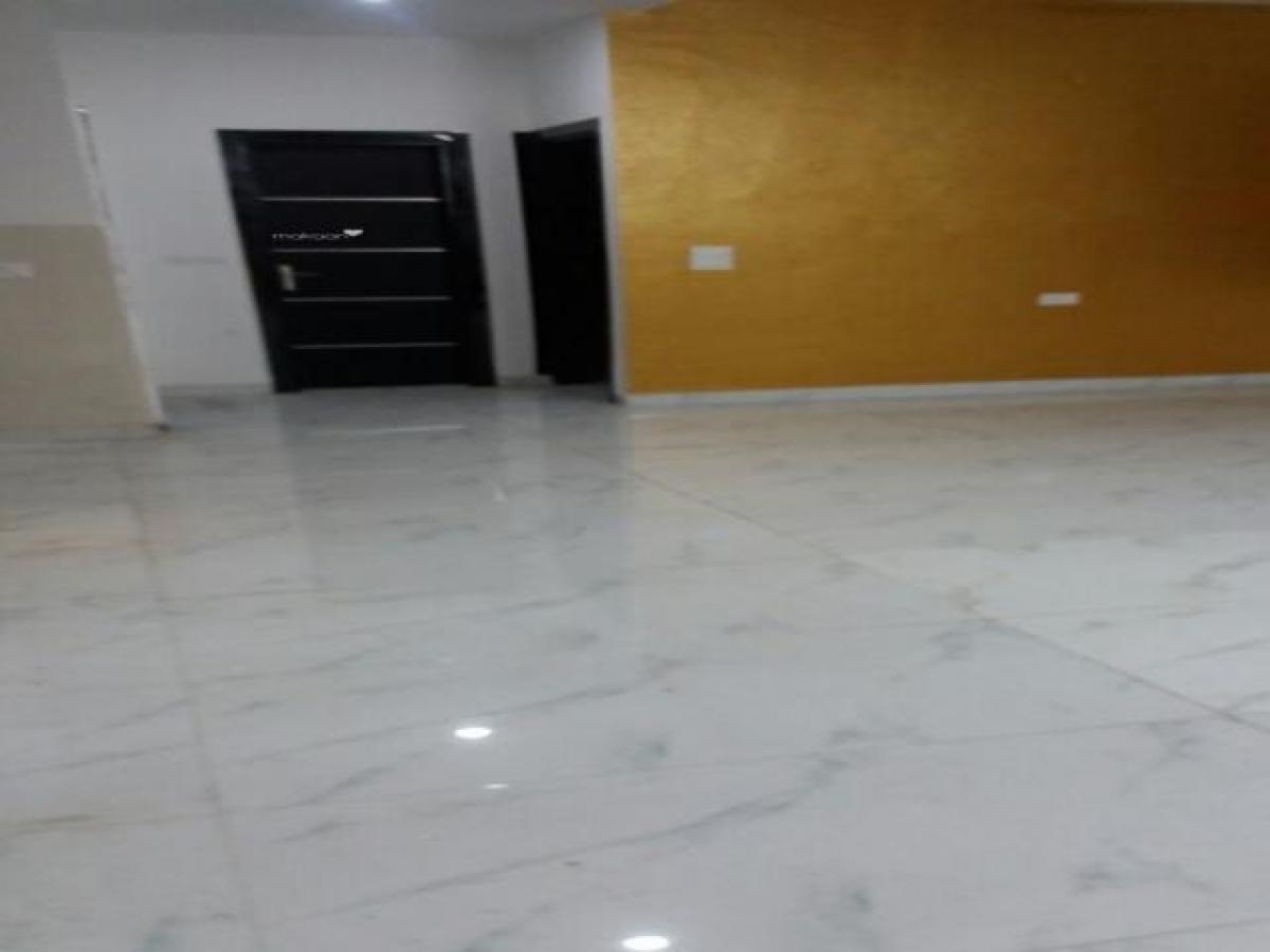 Дом с 2 спальнями в Газиабад, Индия № 59335