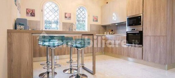 Villa T4 em Forte dei Marmi, Italy N.º 188635 7