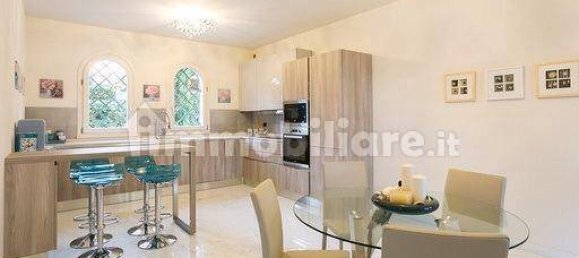 Villa T4 em Forte dei Marmi, Italy N.º 188635 16