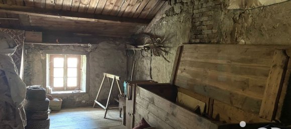 5 bedrooms House in Puy-de-Dome, France No. 304995 15