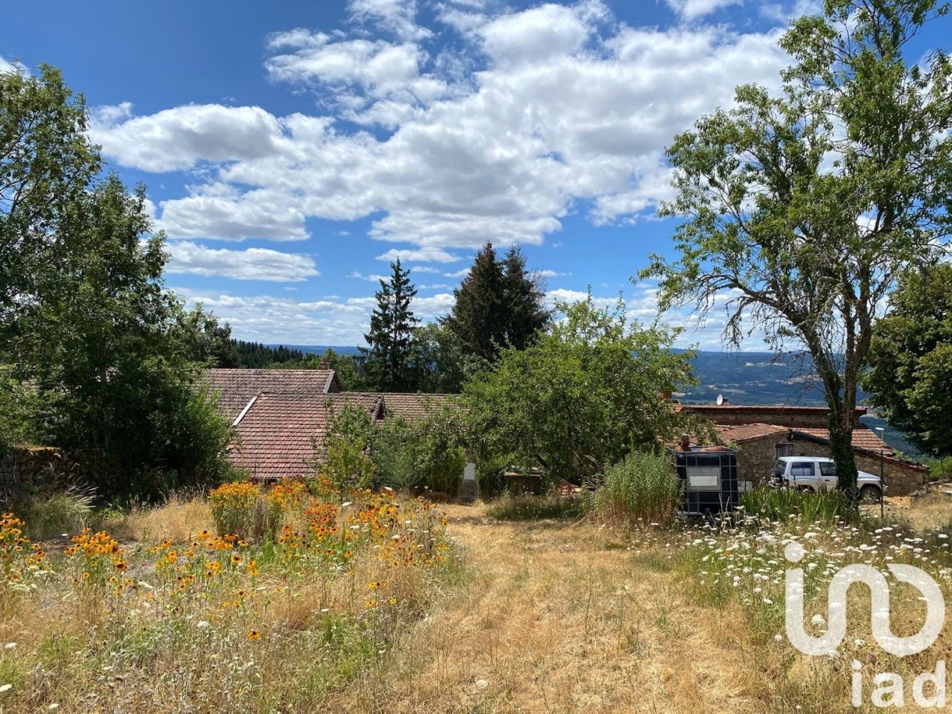 5 bedrooms House in Puy-de-Dome, France No. 304995