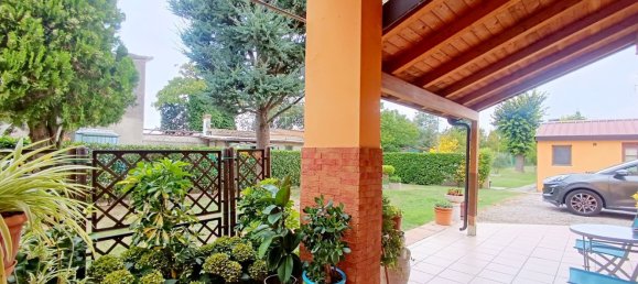 5 bedrooms House in Copparo, Italy No. 376641 9