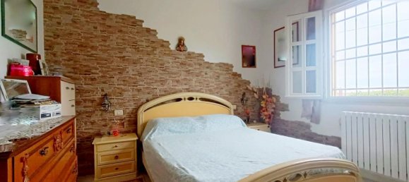 5 bedrooms House in Copparo, Italy No. 376641 22