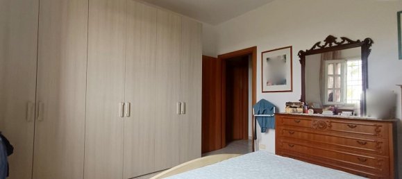 5 bedrooms House in Copparo, Italy No. 376641 19