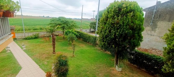 5 bedrooms House in Copparo, Italy No. 376641 6