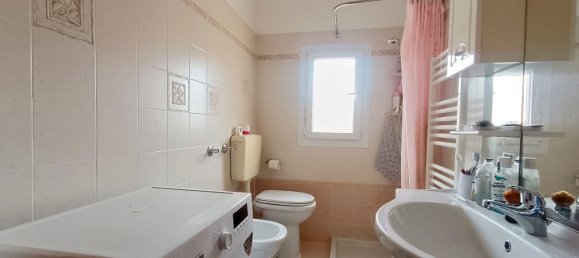 5 bedrooms House in Copparo, Italy No. 376641 24
