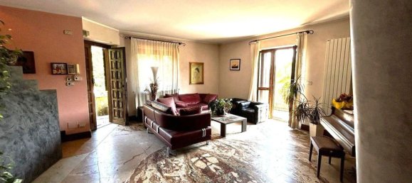 8-Zimmer Villa in Barbania, Italy, Nr. 9373 4
