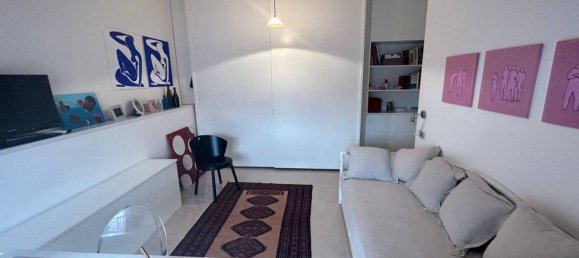 6 bedrooms Villa in Teramo, Italy No. 105575 8