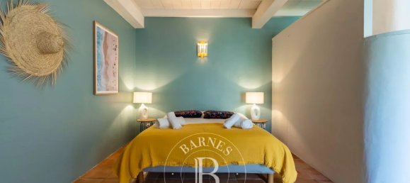 5 bedrooms House in Saint-Florent, France No. 74231 21