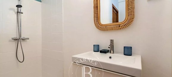 5 bedrooms House in Saint-Florent, France No. 74231 20