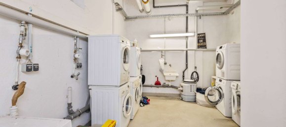 2 bedrooms Penthouse in Stuttgart, Germany No. 40884 18